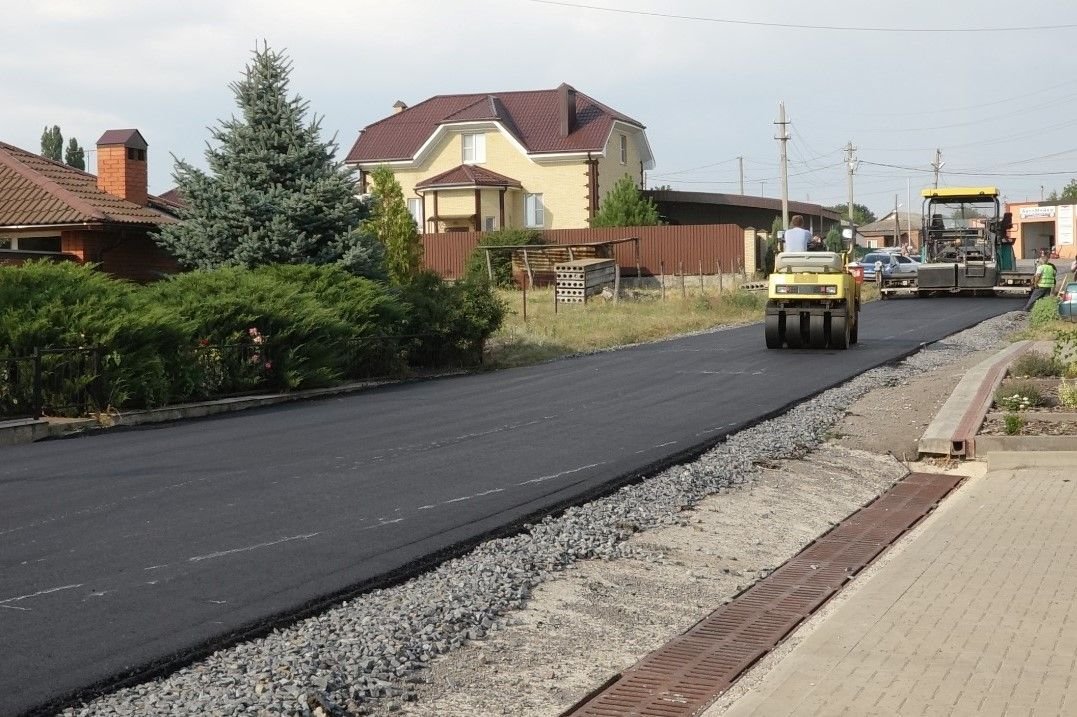 Мясниковскому району выделены средства из дорожного фонда области на ремонт трех дорог
